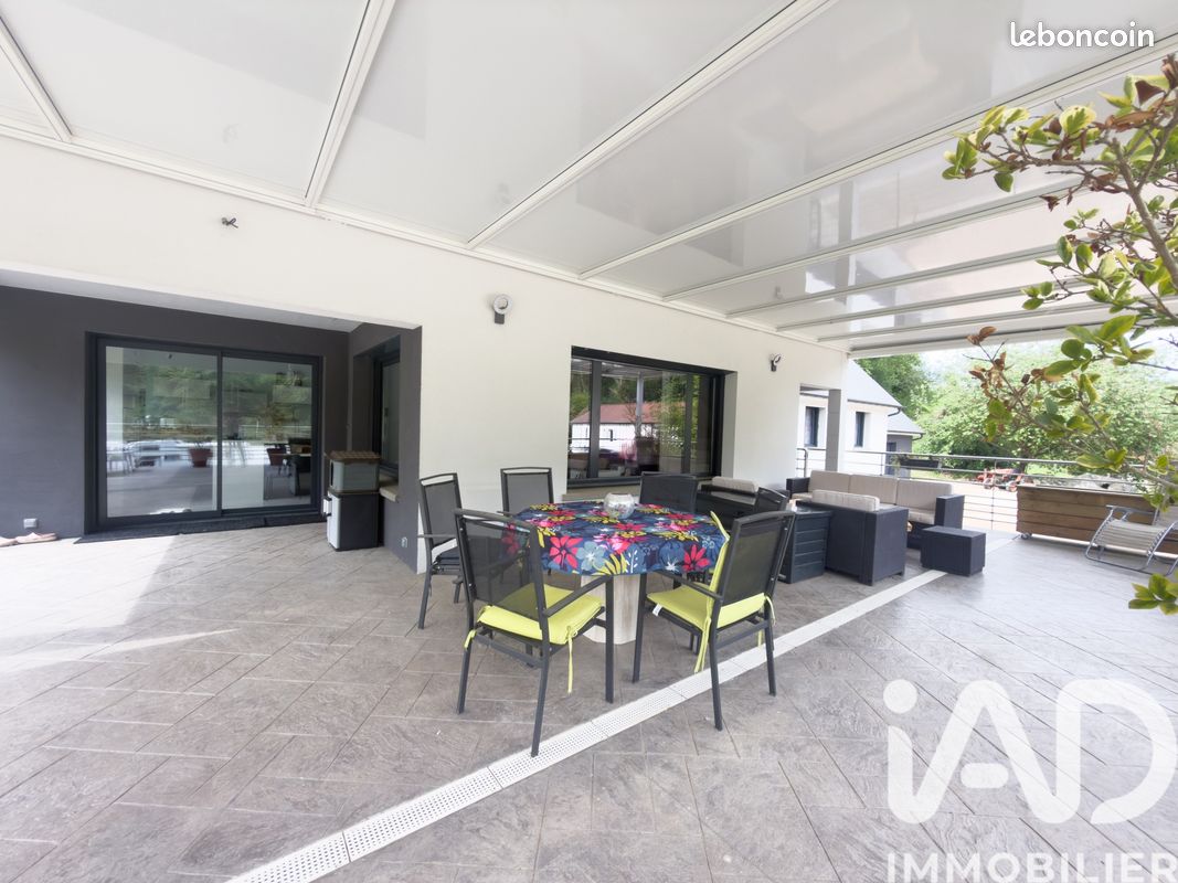 Maison 9 pièces 198 m² · à Louviers · 198 m² · 499 000 €