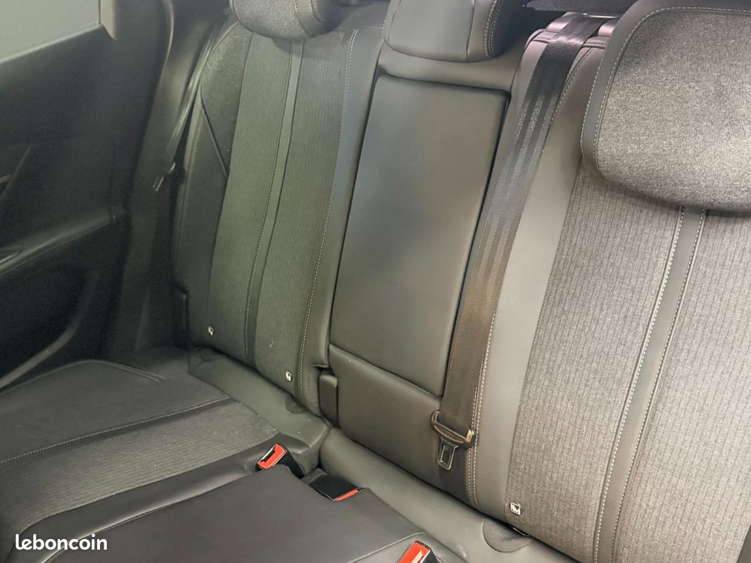 PEUGEOT 3008 1.6 BlueHDi 120ch SS EAT6 GT Line (image 8)