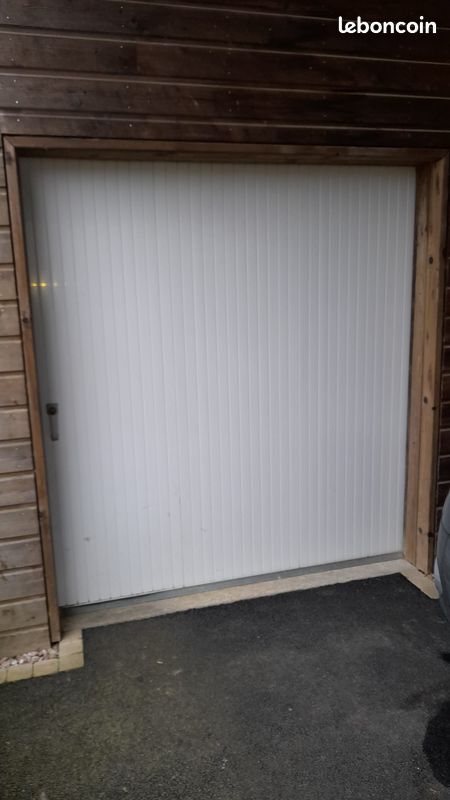 Portail coulissant garage lateral rail trois vantaux pvc blanc alvéolé manuel (image 6)