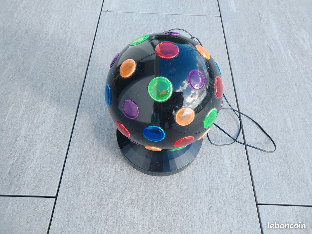 Boule a facettes (image 1)