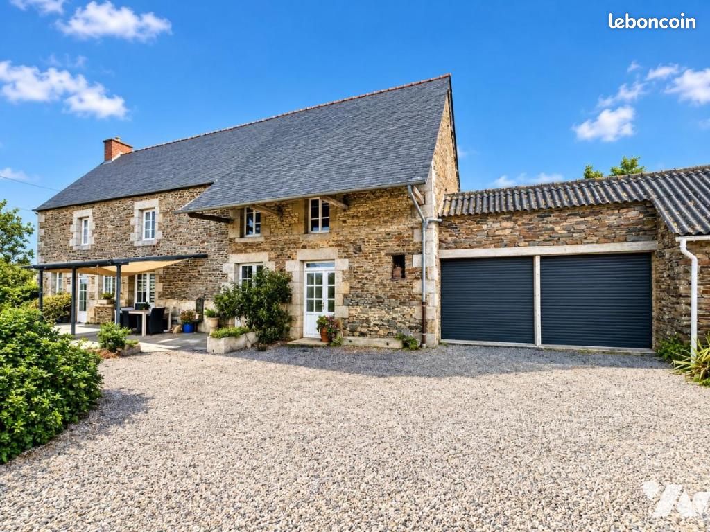 Maison 164 m² · à Pleine-Fougères · 164 m² · 283 560 €