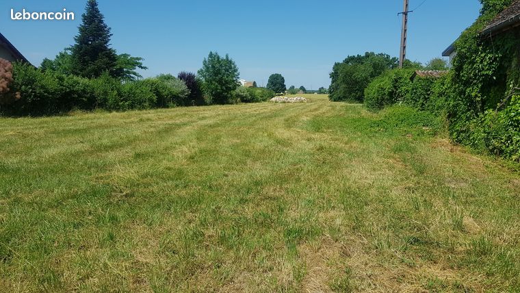 Terrain 800 m² Gergy