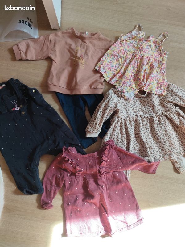 Vêtements bébé fille 0 - 6 mois (image 1)