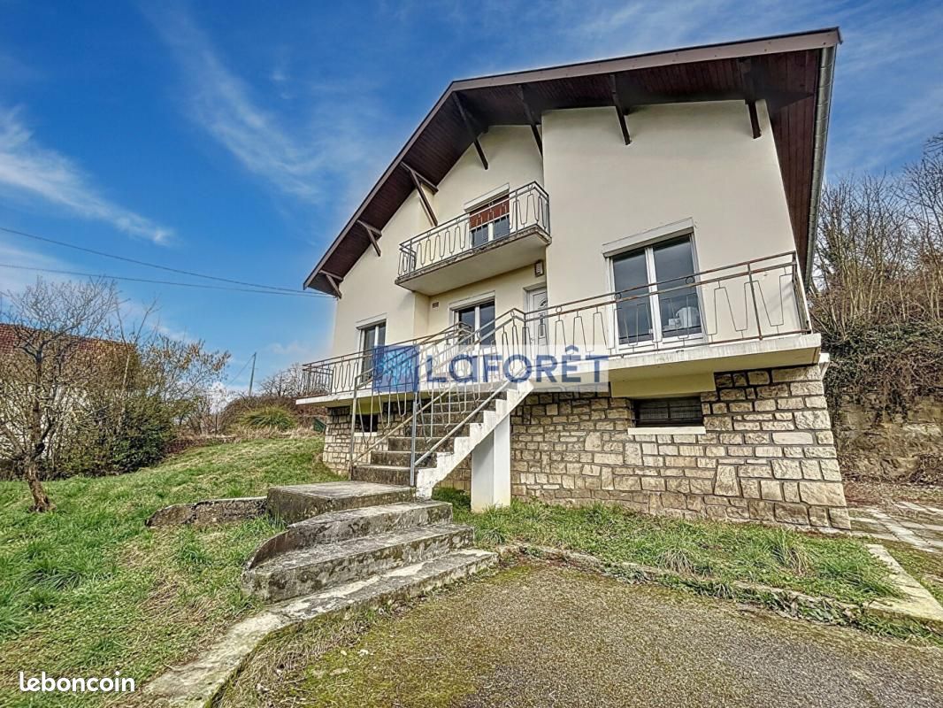 Maison 5 pièces 96 m² · à Wassy · 96 m² · 110 000 €