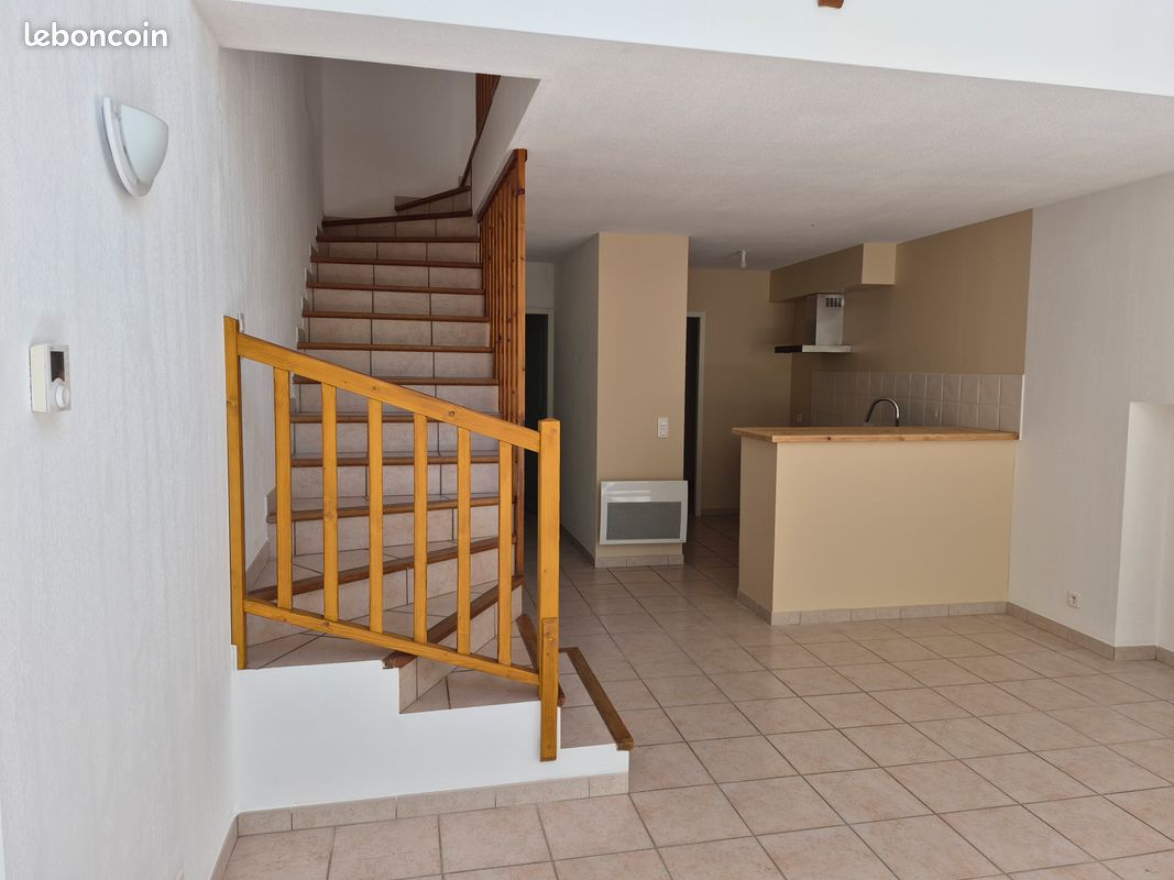Maison 5 pièces 110 m² · à Valensole · 110 m² · 890 €/mois