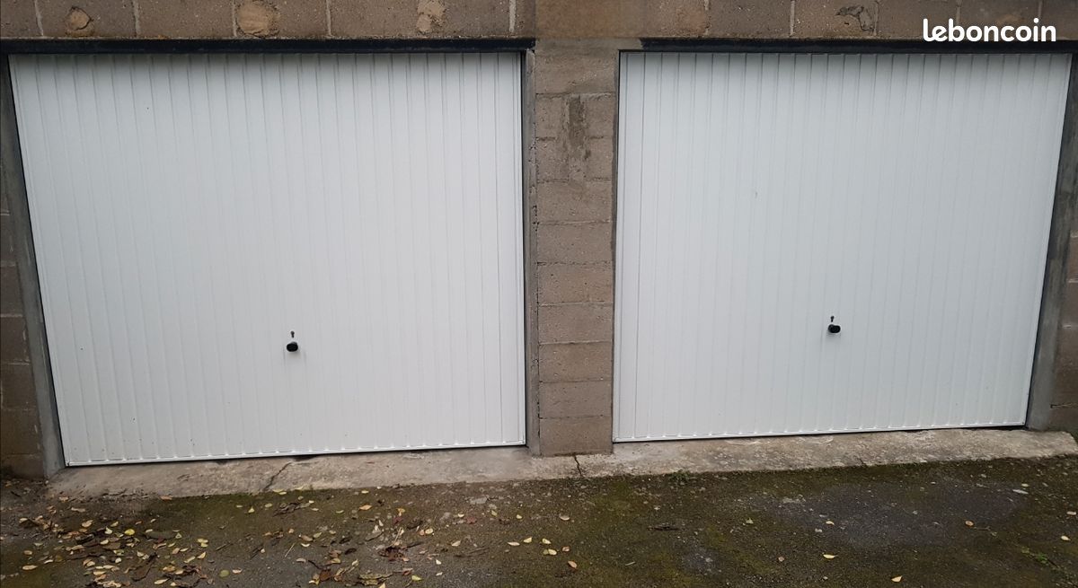 2 garages à Issoudun · 22 990 €