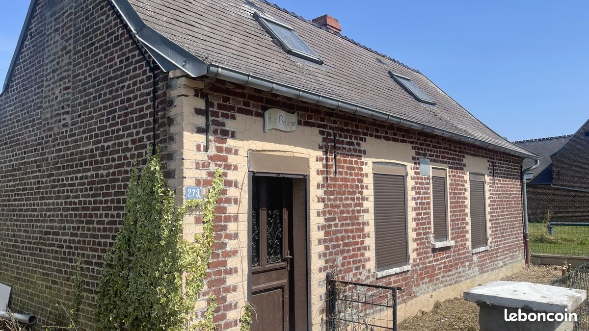 Maison 5 pièces 80 m² · à Villeselve · 80 m² · 69 000 €
