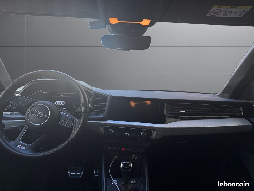 AUDI A1 SPORTBACK 30 TFSI 116 ch S tronic 7 S line (image 10)