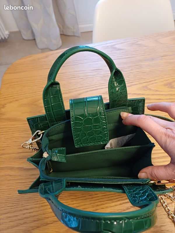 Sac à main vert foncé façon croco Accessoires Bagagerie