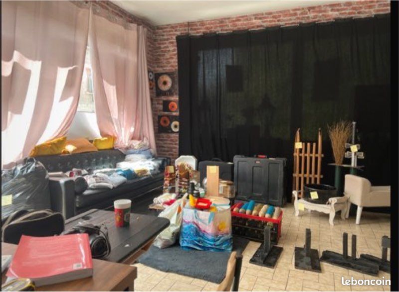 Vide studio photo sur la semaine du 18 mai (image 1)