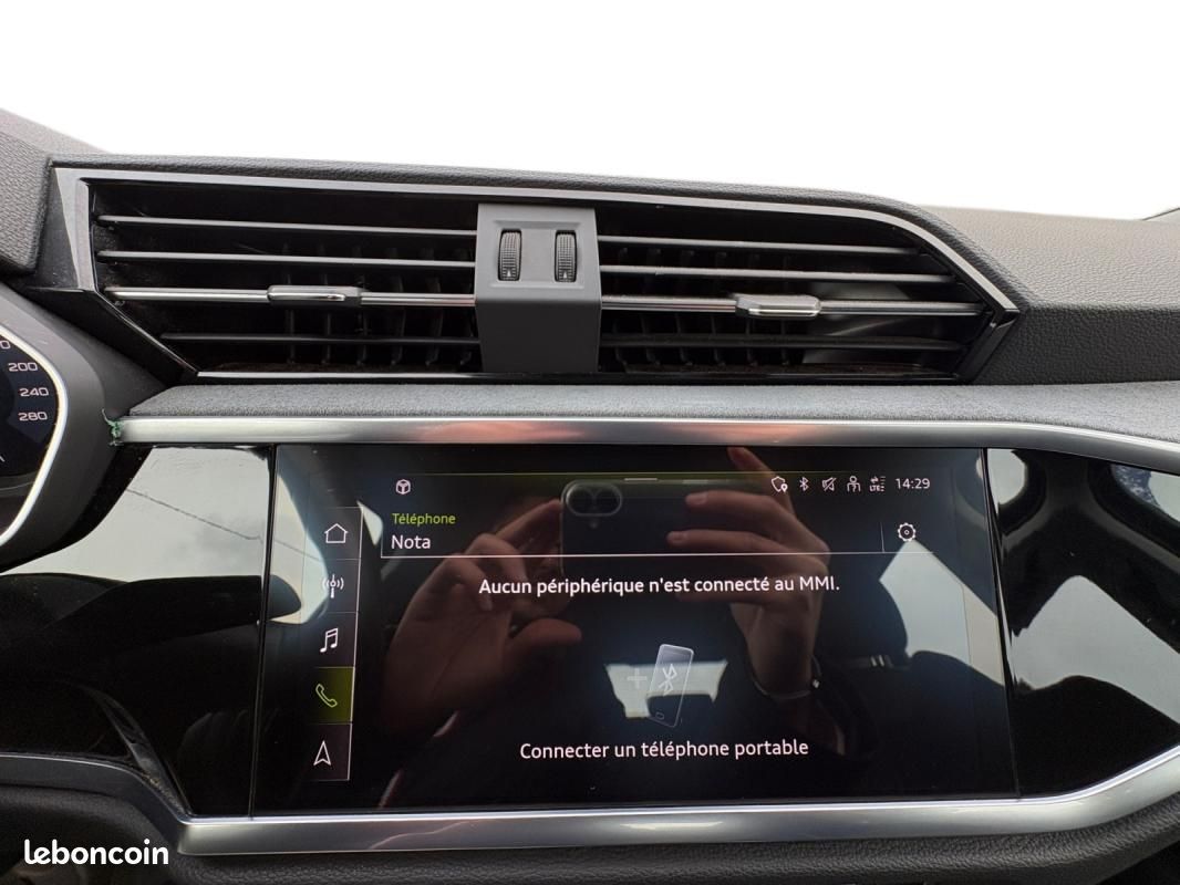 Audi Q3 35 TFSI 150 ch Design Luxe (image 25)