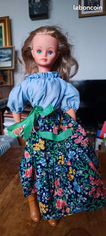 POUPÉE CATHY DE Bella avec tenue - jambes molles EUR 25,00 - PicClick FR