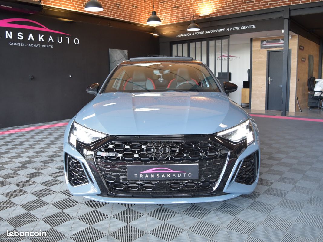 AUDI RS3 SPORTBACK 2.5 TFSI 400 S tronic 7 Quattro (image 2)