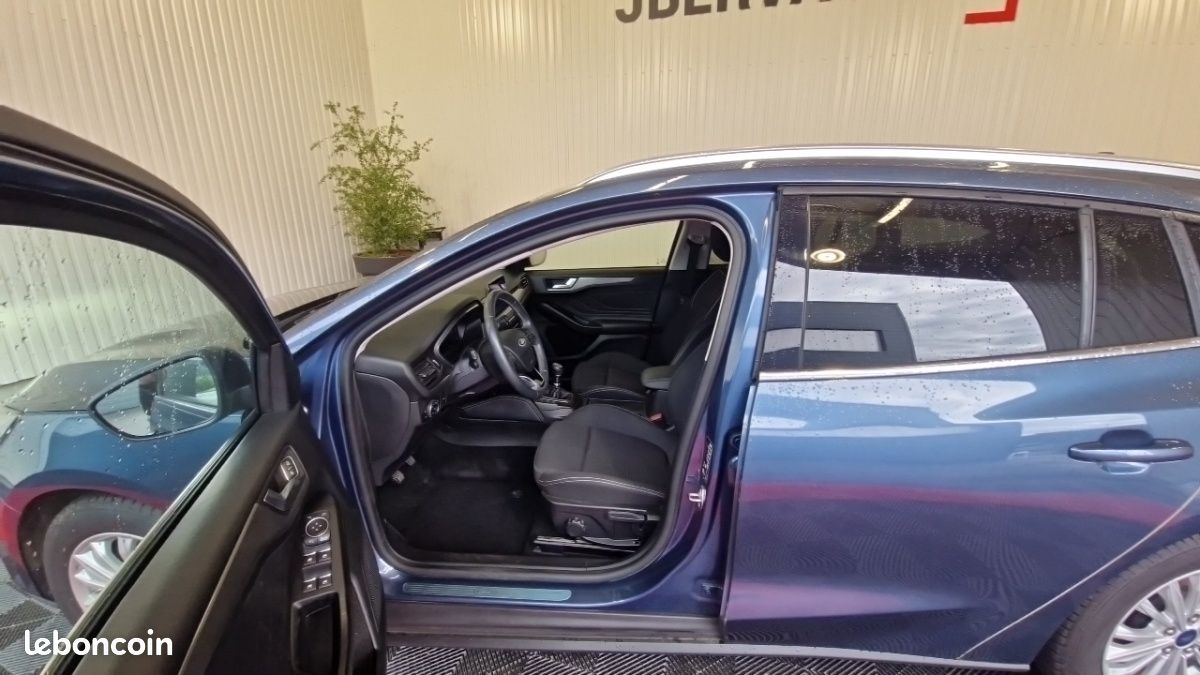 Ford Focus SW 1.5 ECOBLUE 120 SS TITANIUM X (image 11)