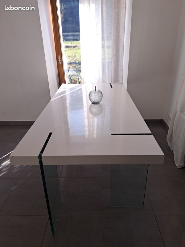 Table a manger 6 à 8 personnes (image 2)