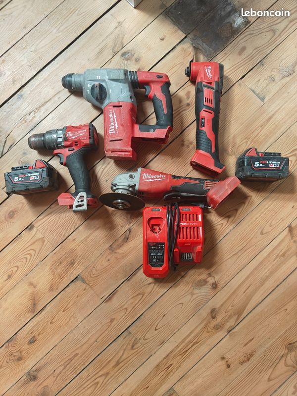 Vend lot d'outillage pro milwaukee (image 1)