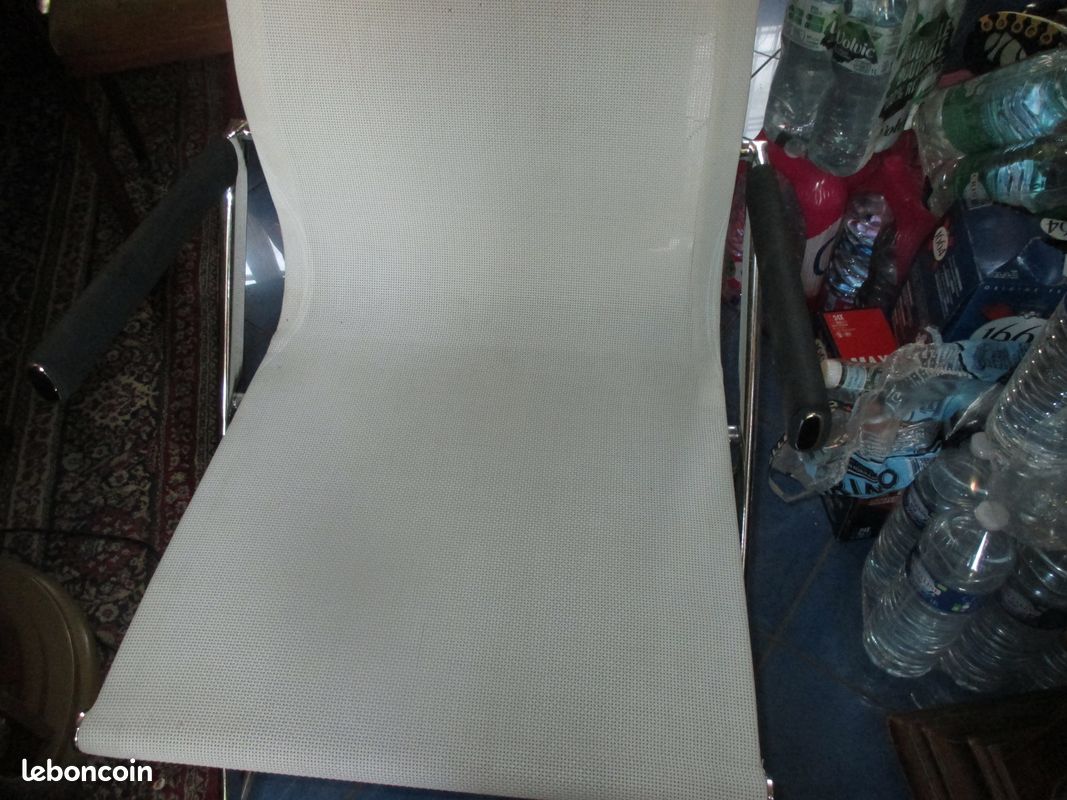 Fauteuil moderne armature acier chromé (image 3)