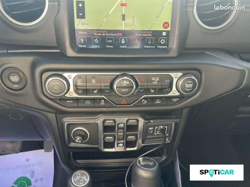 Jeep Wrangler Unlimited 2.0 T 380ch 4xe Overland Command-Trac MY23 (image 16)