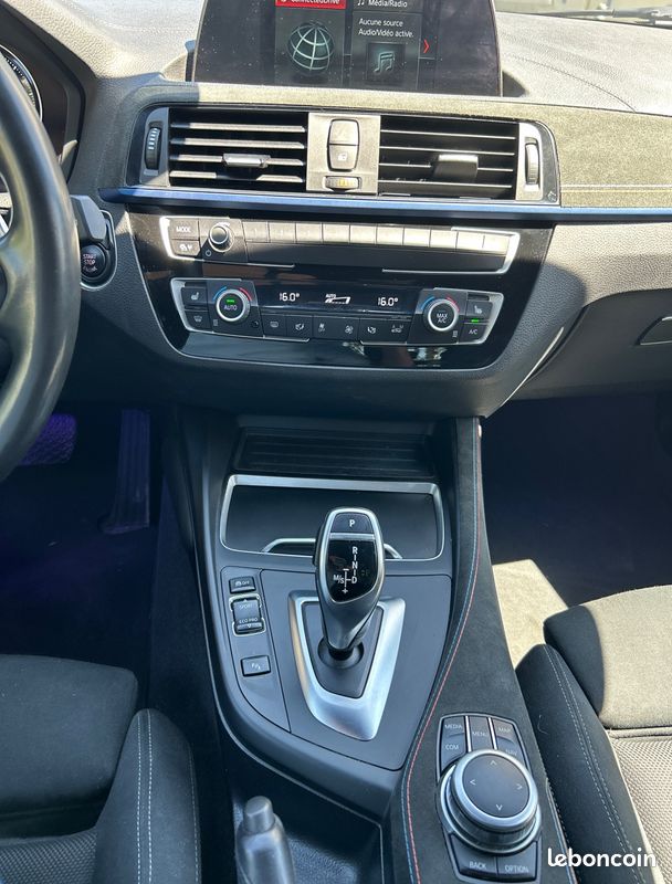 BMW SERIE 1 2.0 120 I 185CH ULTIMATE M-SPORT BVA8-CARPLAY+STYLE 135I+LIGNE A CLAPEt (image 23)