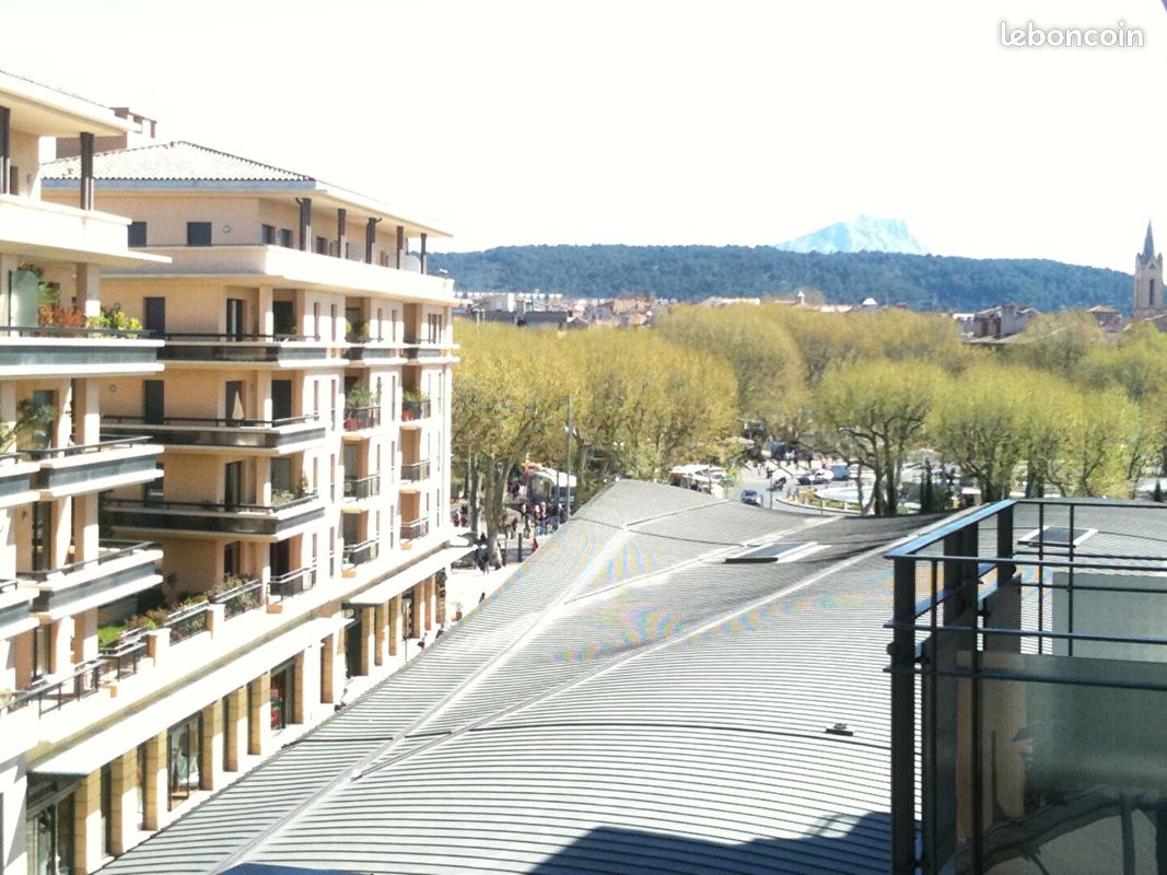 Parking/box Aix en Provence · à Aix-en-Provence · 270 €/mois