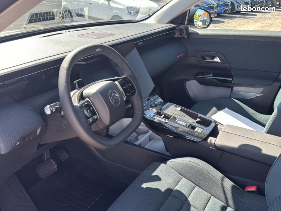 CITROëN C5 AIRCROSS 1.2 hybride 145 plus boite automatique (image 12)