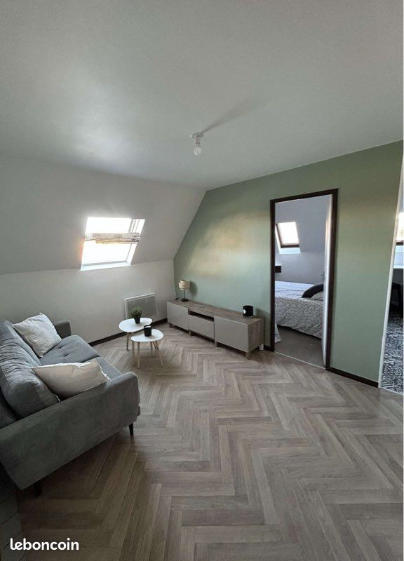 Appartement 2 pièces 25 m² · à Roanne · 25 m² · 420 €