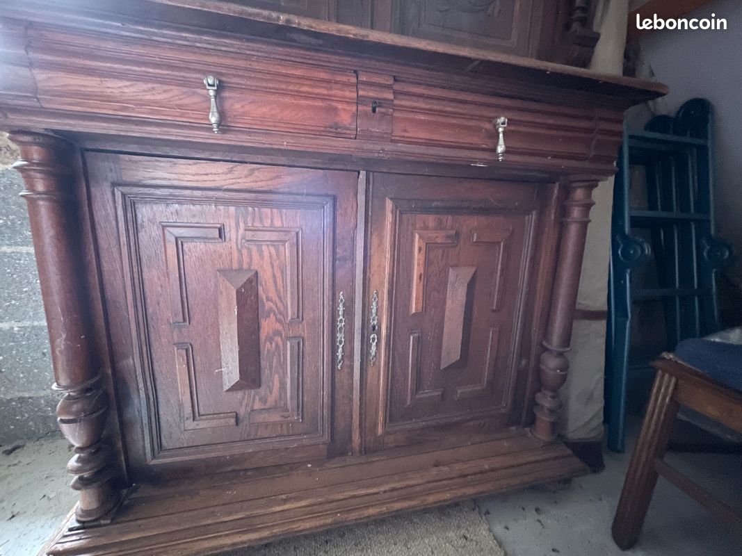 Buffet bois ancien sculpté (image 3)