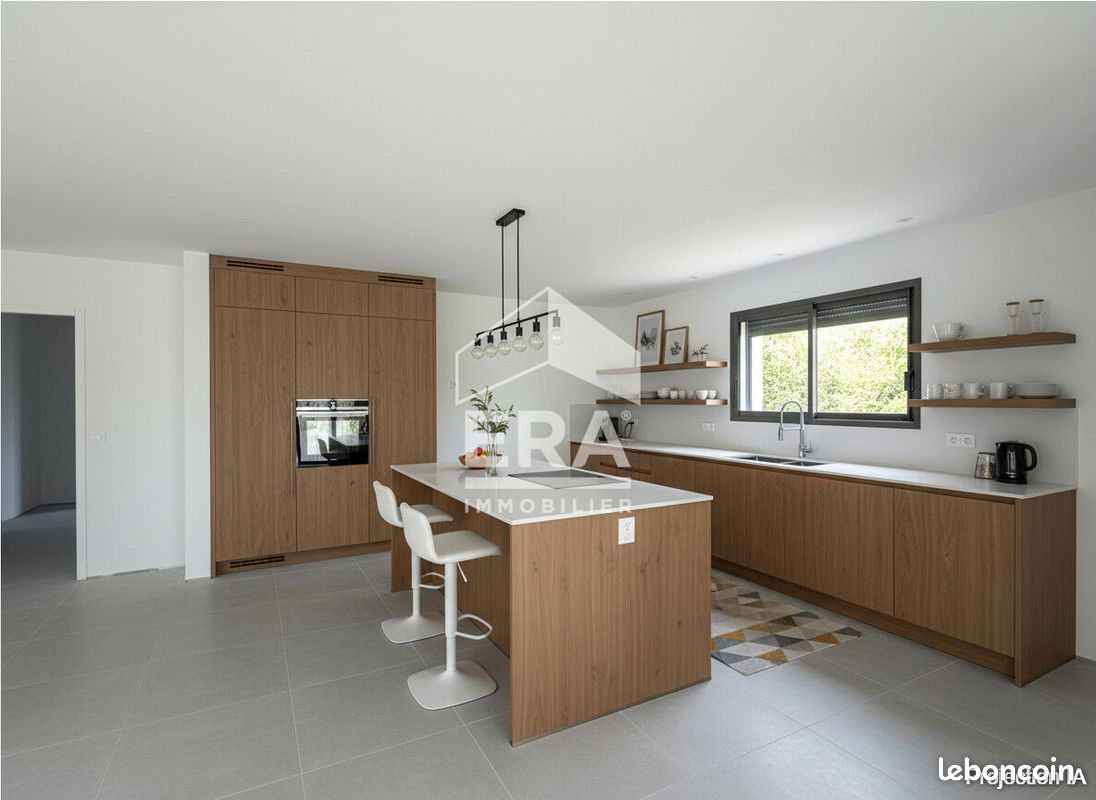 Maison 6 pièces 133 m² · à Échiré · 133 m² · 395 625 €