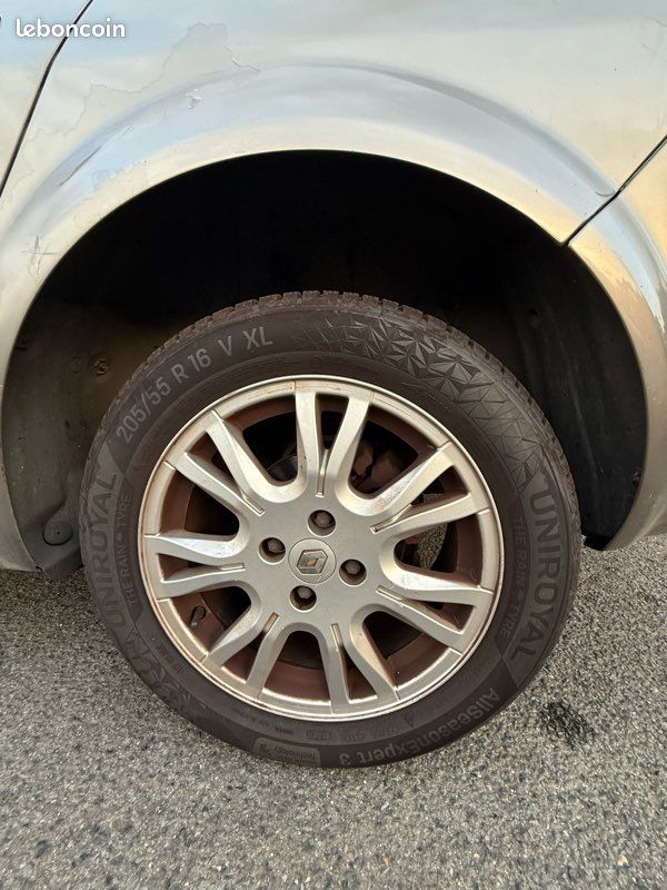 Renault Mégane II 1.5 dCi 105 – Distribution, révision et CT OK ✅ (image 9)