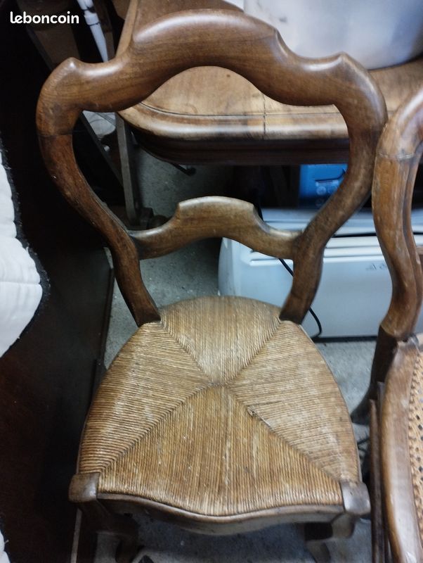 Chaise paillée (image 1)