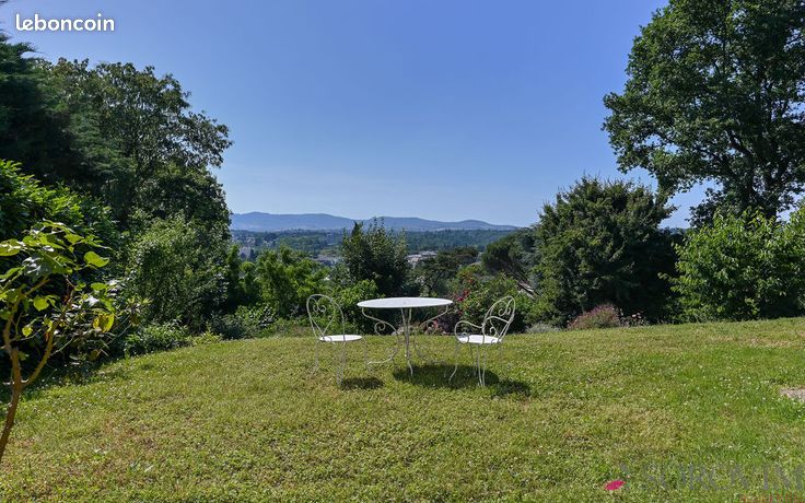 Maison 7 pièces 190 m² — 1