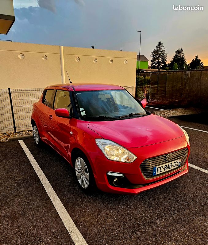 SUZUKI SWIFT V 1.0 BOOSTERJET 12V 111ch/ excellent état/ CT RAS (image 1)