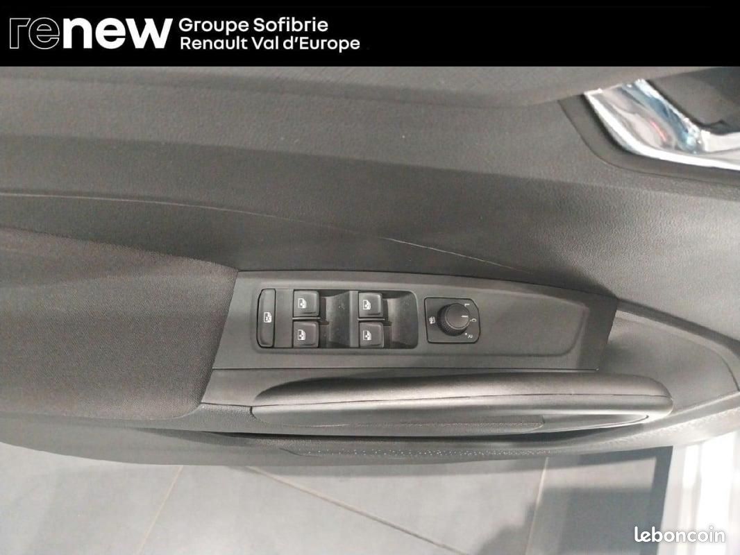 Skoda Fabia 1.0 MPI 80 ch BVM5 Ambition (image 12)