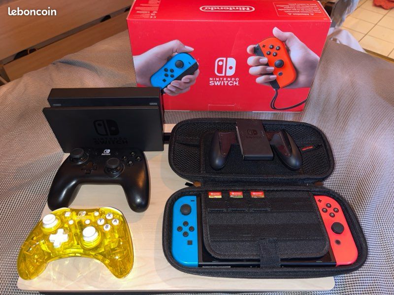 Nintendo Switch + Jeux + Accessoires (image 1)
