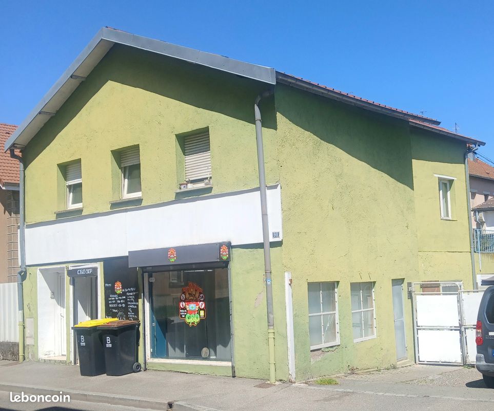 Immeuble 5 pièces 135 m² · à Belfort · 135 m² · 138 000 €