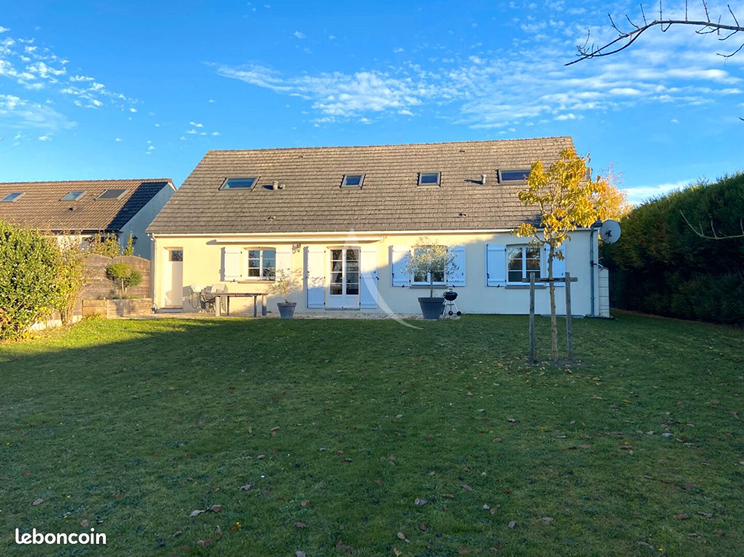 Maison 7 pièces 170 m² · à Traînou · 170 m² · 279 900 €