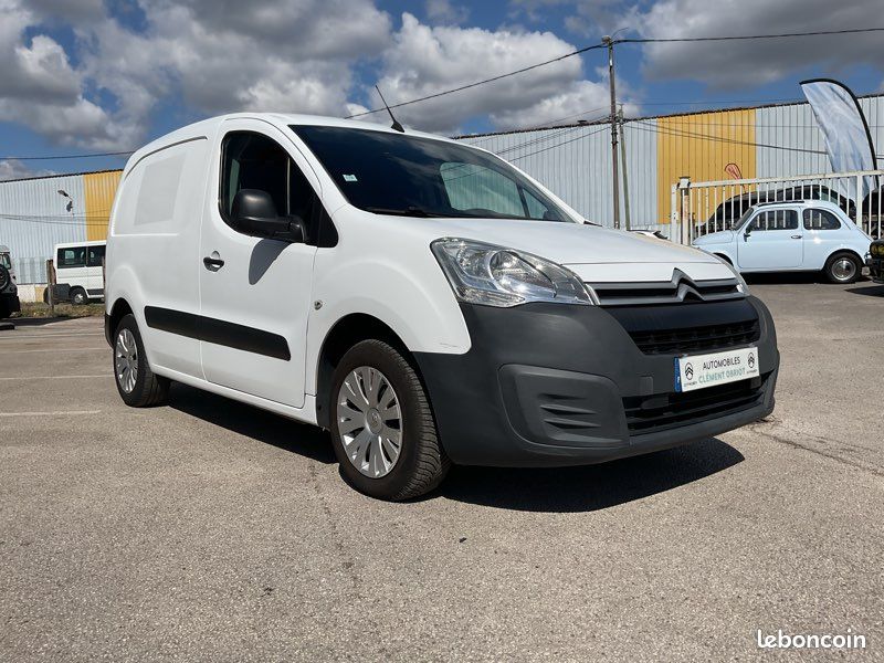 Citroen berlingo ii (3) 1.6 bluehdi 100 confort taille m (image 3)