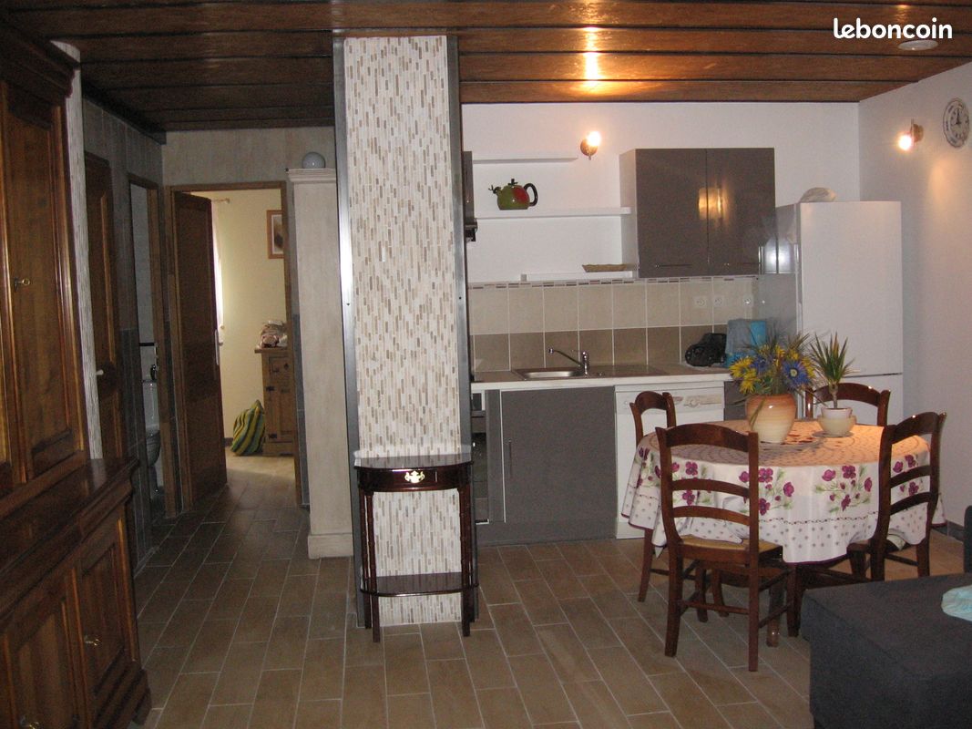Maison 7 pièces 200 m² · à Saint-Hilaire-de-Brethmas · 200 m² · 285 000 €