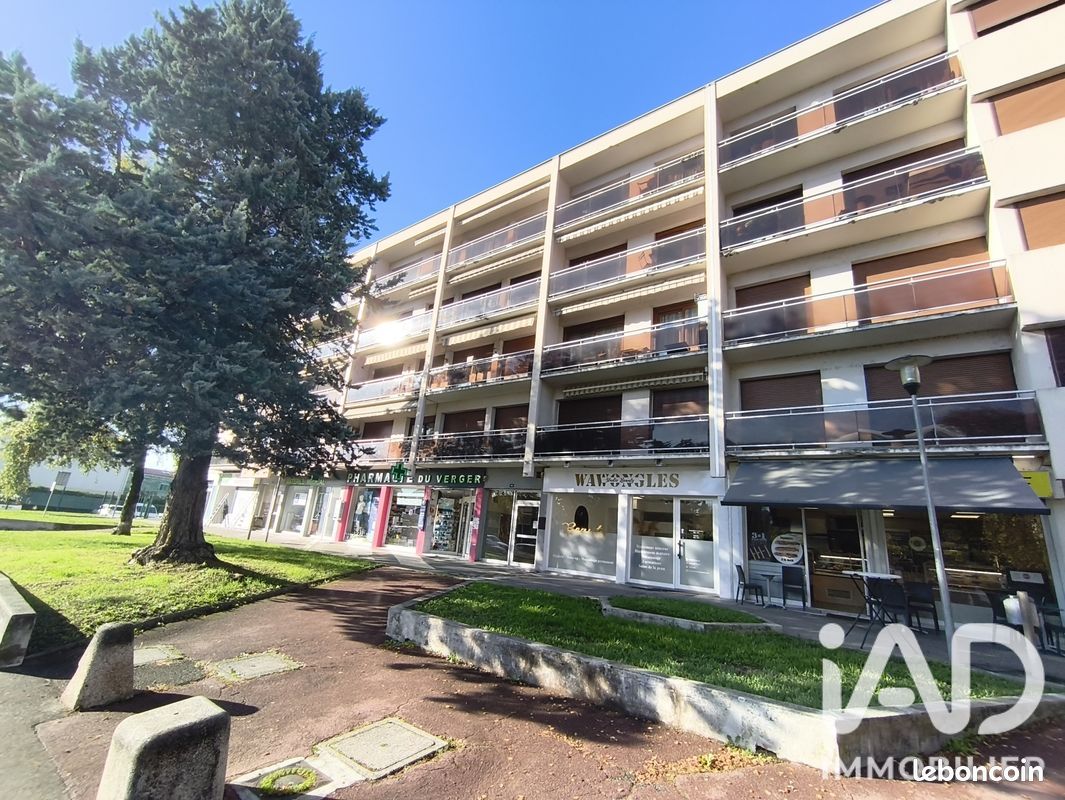 Appartement 3 pièces 61 m² · à Fontaine · 61 m² · 90 000 €