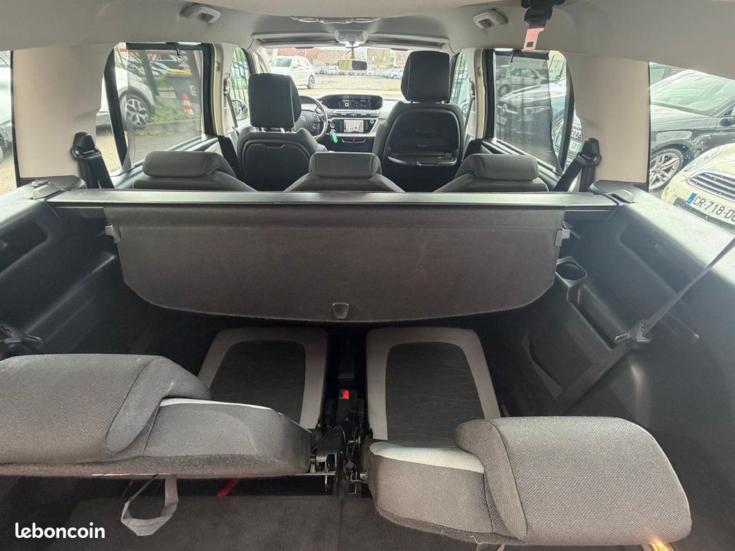 Citroen grand c4 picasso exclusive boite automatique 1.6 hdi 115cv - 8v turbo 2014 (image 28)