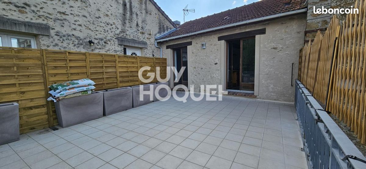 Appartement 4 pièces 80 m² · à Verneuil-l'Étang · 80 m² · 997 €/mois