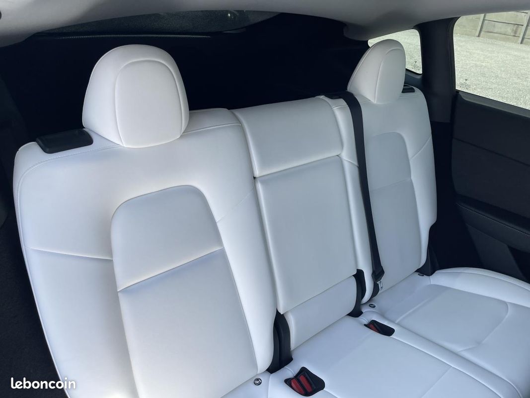 Tesla model y awd performance + attelage - garantie constructeur (image 18)