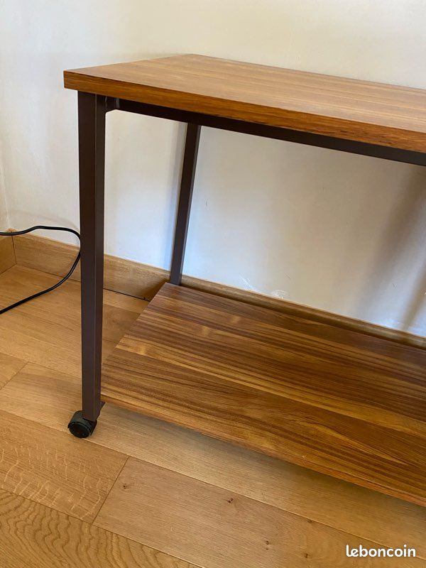 URGENT - Table/meuble bureau à roulettes - bois - très bon état (image 2)