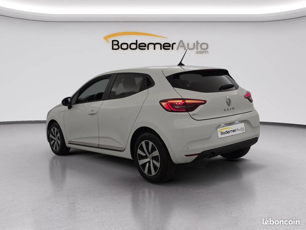 RENAULT Clio TCe 90 Evolution (image 3)