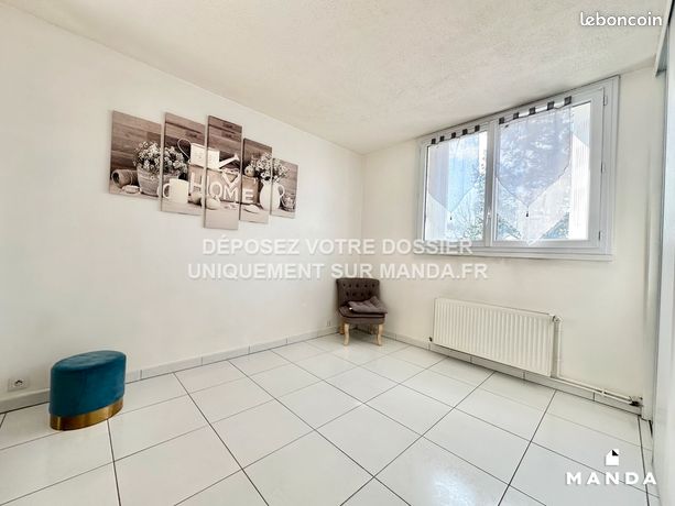 https://img.leboncoin.fr/api/v1/lbcpb1/images/34/df/d1/34dfd14ceb413ebd2d60e8cb1fb3f3576bbcb052.jpg?rule=ad-image