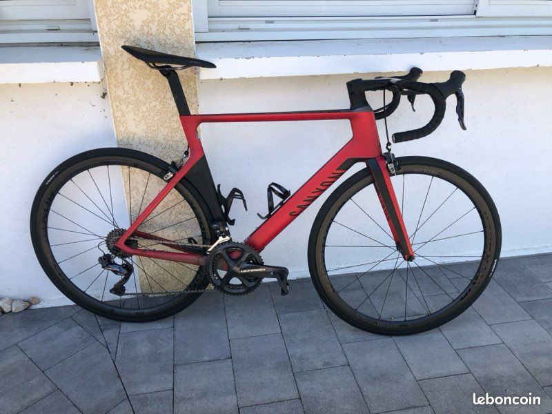 Canyon Aeroad CF SLX 2018 – Ultegra Di2 – roues carbone Bontrager (image 1)