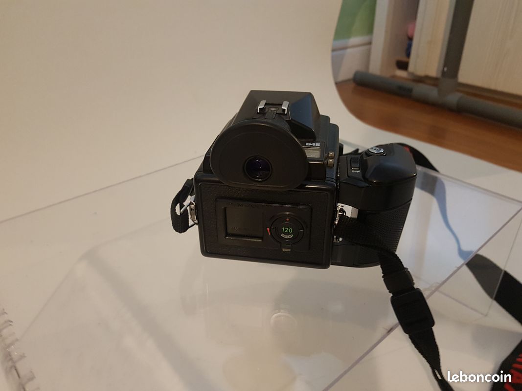 Pentax 645 (image 6)