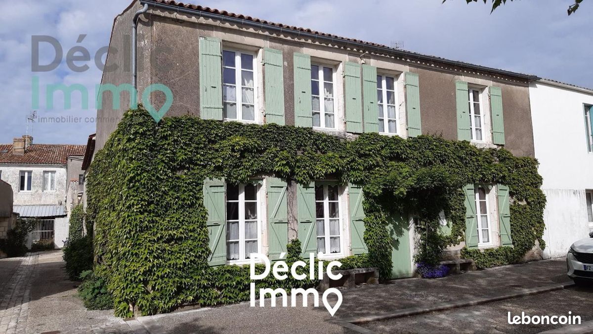 Maison 8 pièces 250 m² · à Marennes-Hiers-Brouage · 250 m² · 409 500 €