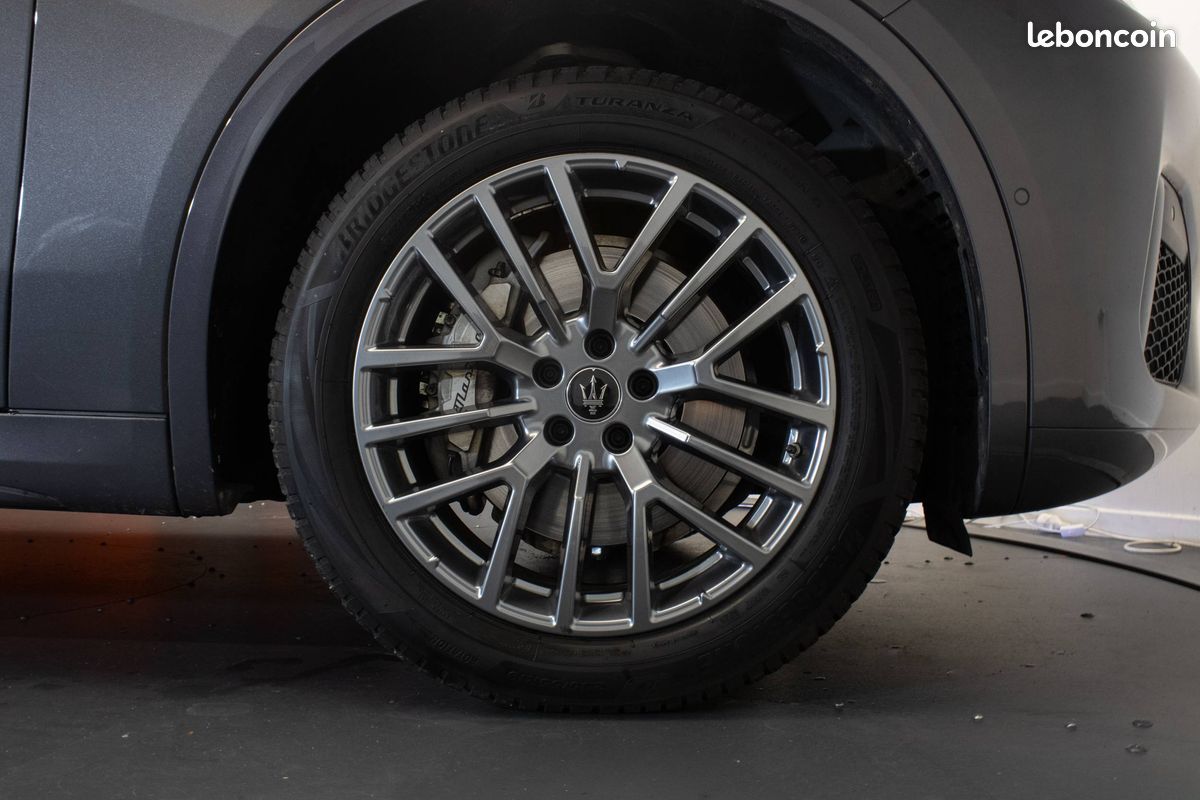 MASERATI Grecale L4 300 ch Hybride GT (image 11)