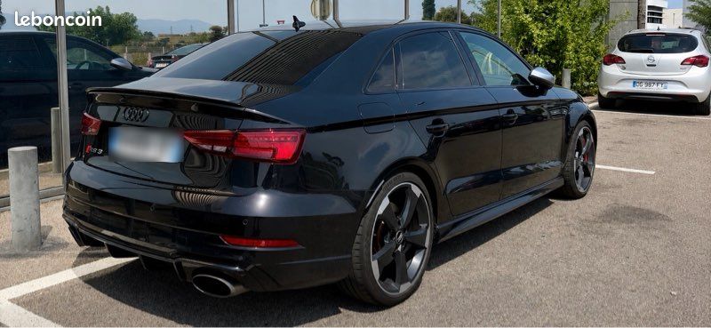 RS3 Berline - Apple CarPlay - DAZA - Panther Schwarz (image 2)